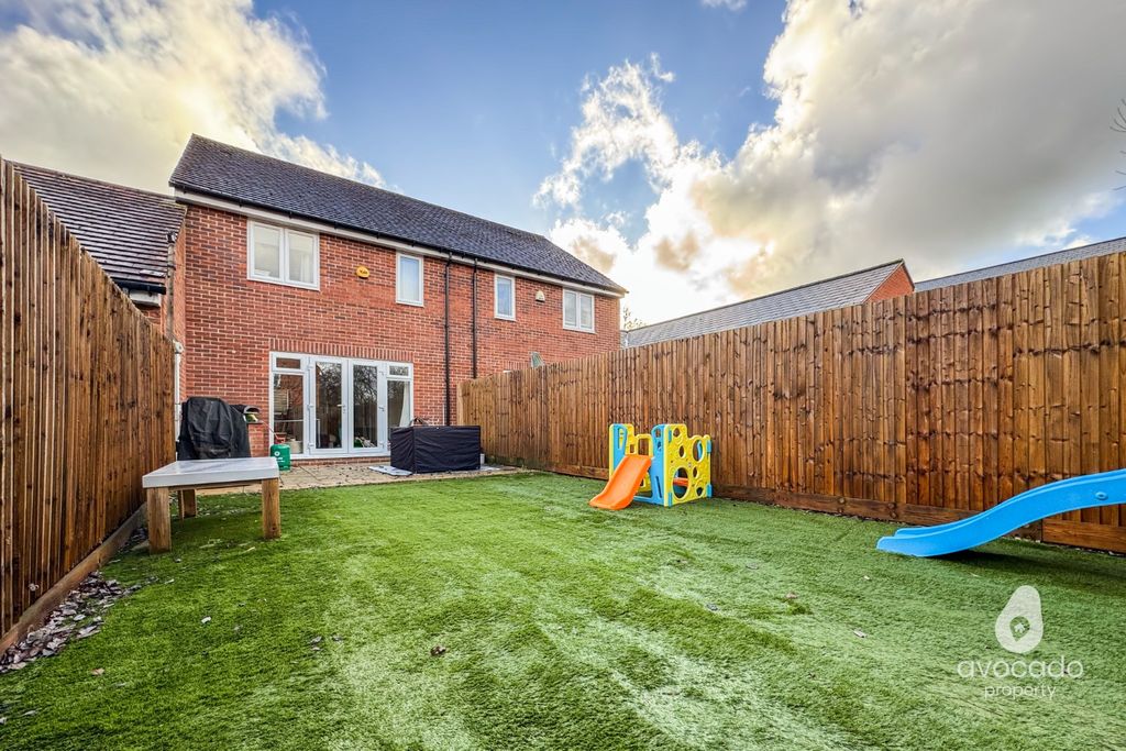 Property photo 3 of 18 4836654