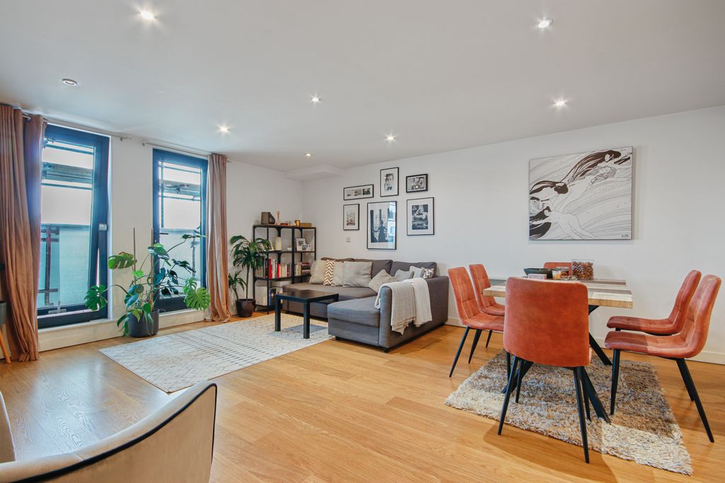 Property photo 1 of 11 May 2022 (10).Jpg