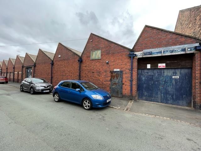 Property photo 1 of 12 Photo 13