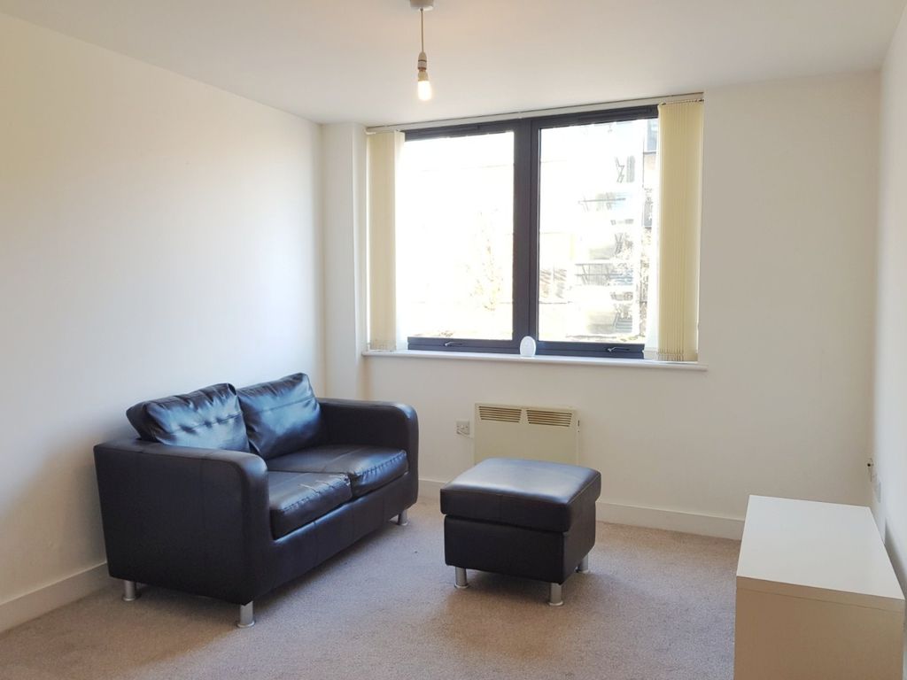 Property photo 2 of 8 Living Room