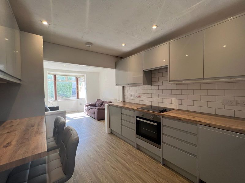 Property photo 2 of 10 Photo 14