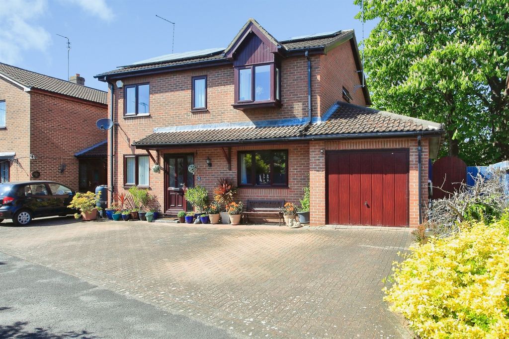 Property photo 1 of 15
