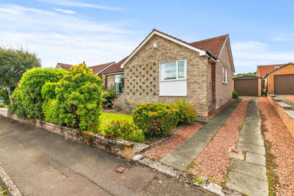Property photo 1 of 31