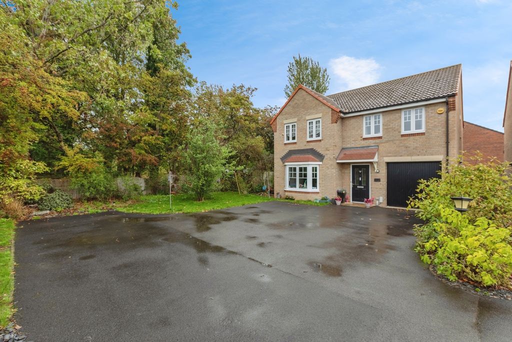 Property photo 1 of 18 Photo