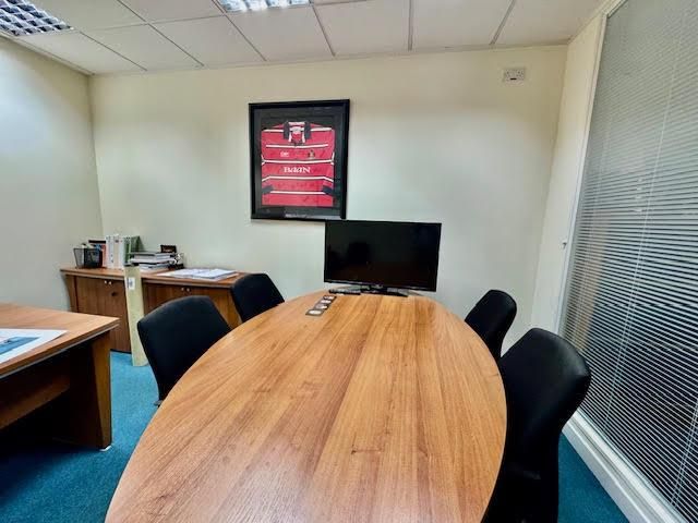 Property photo 3 of 6 Photo