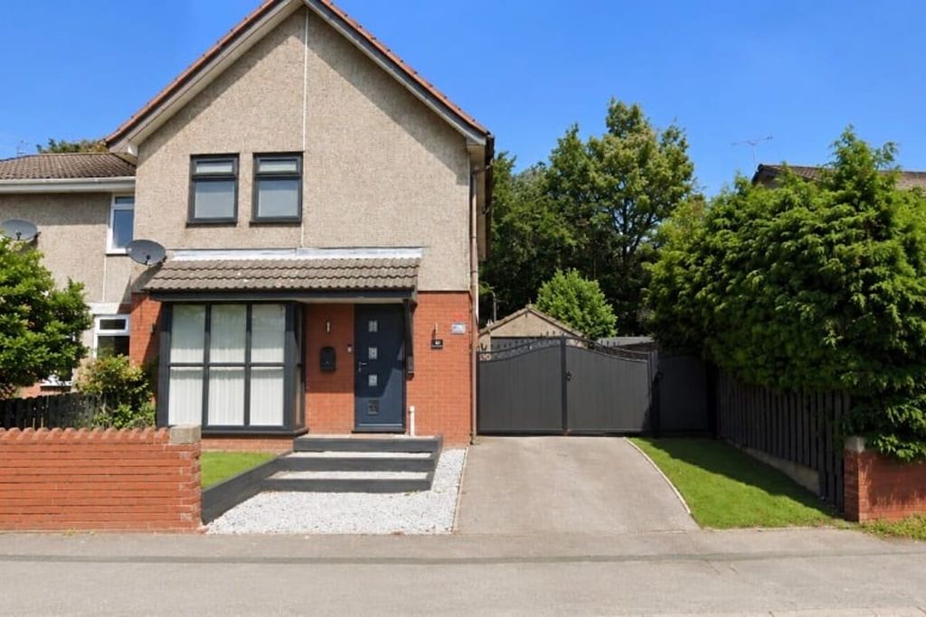 Property photo 1 of 24