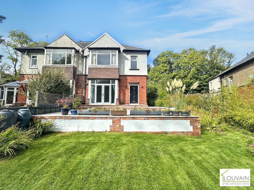 Property photo 1 of 36