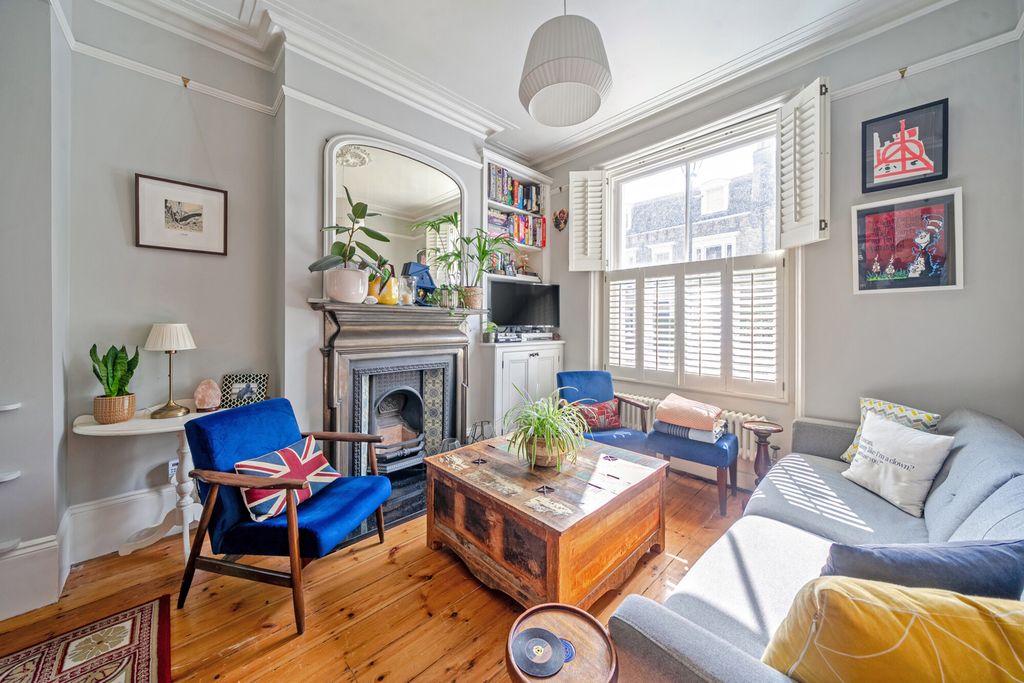 Property photo 2 of 37 1446607-22-69E78c...