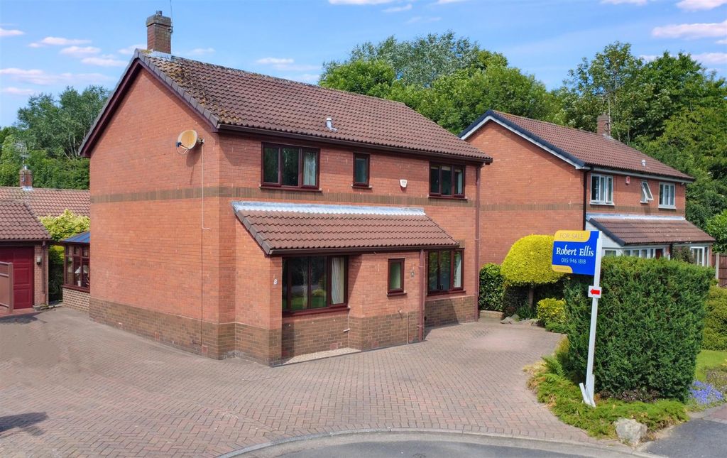 Property photo 1 of 28
