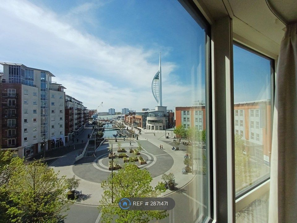 Property photo 3 of 11