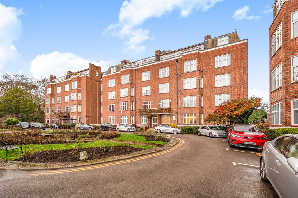 Property photo 2 of 15