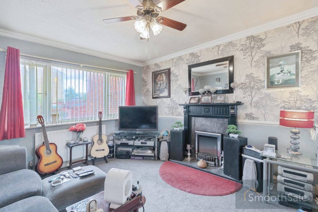 Property photo 3 of 27