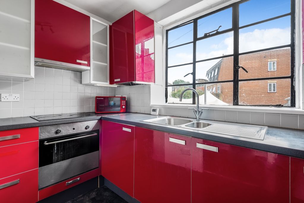 Property photo 2 of 6 893530 (4)