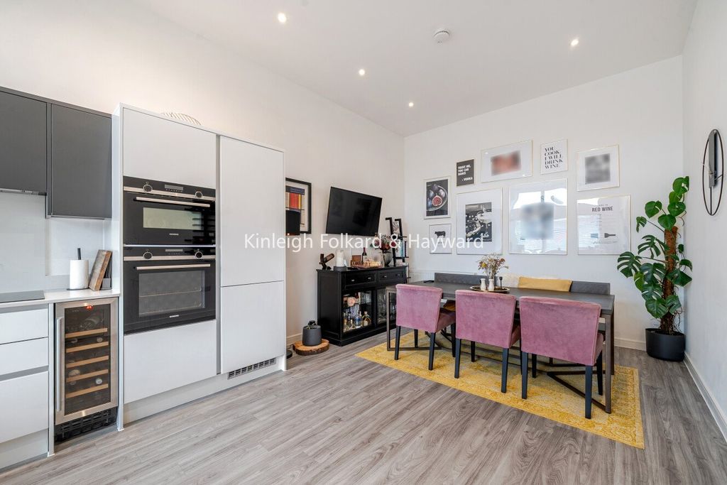 Property photo 3 of 18 Picture No. 13