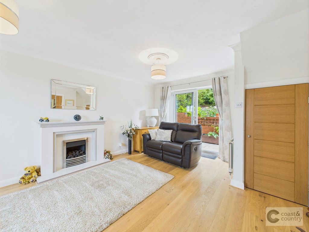 Property photo 3 of 24