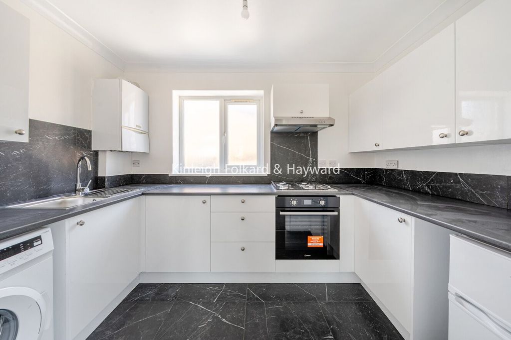 Property photo 3 of 6 Picture No. 03