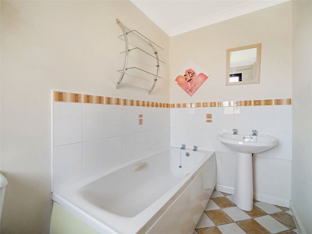 Additional image 8 of 2 bed flat for saleCastle Keep Gardens, Stanecastle, Irvine, North Ayrshire KA11