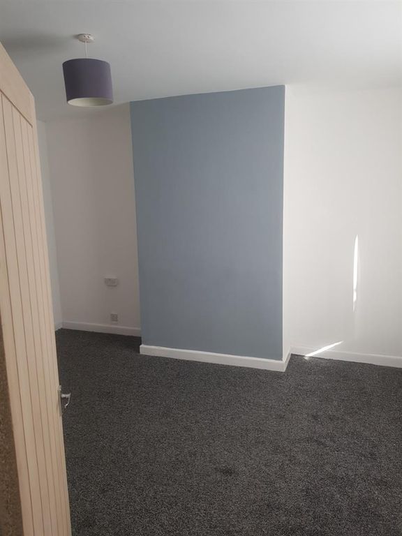 Property photo 3 of 7 Thumbnail_20200212_105823.Jpg