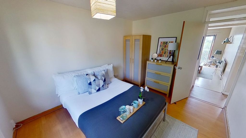 Property photo 2 of 11 Picture No. 02