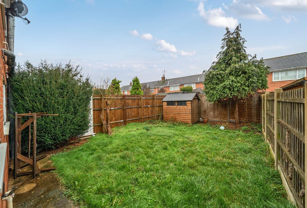 Property photo 2 of 11 1393789-4-6943F9B...