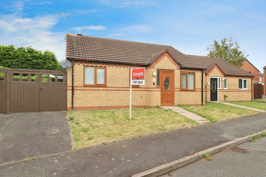 Property photo 1 of 15