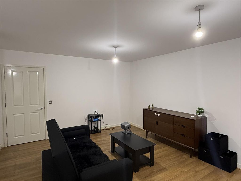 Additional image 4 of 2 bed flat for saleLincoln Road, Peterborough PE1