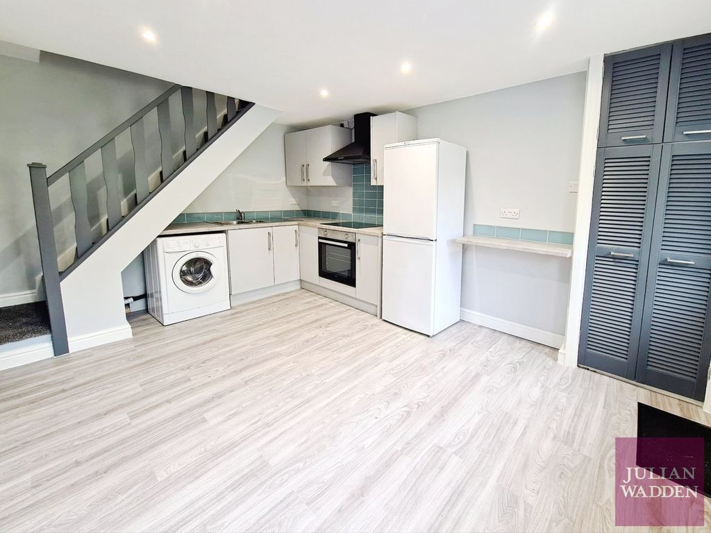 Property photo 2 of 12 Picture No. 08