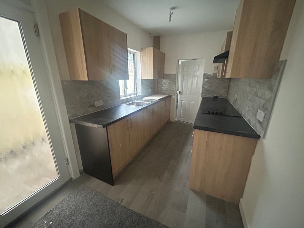 Property photo 3 of 10 Image