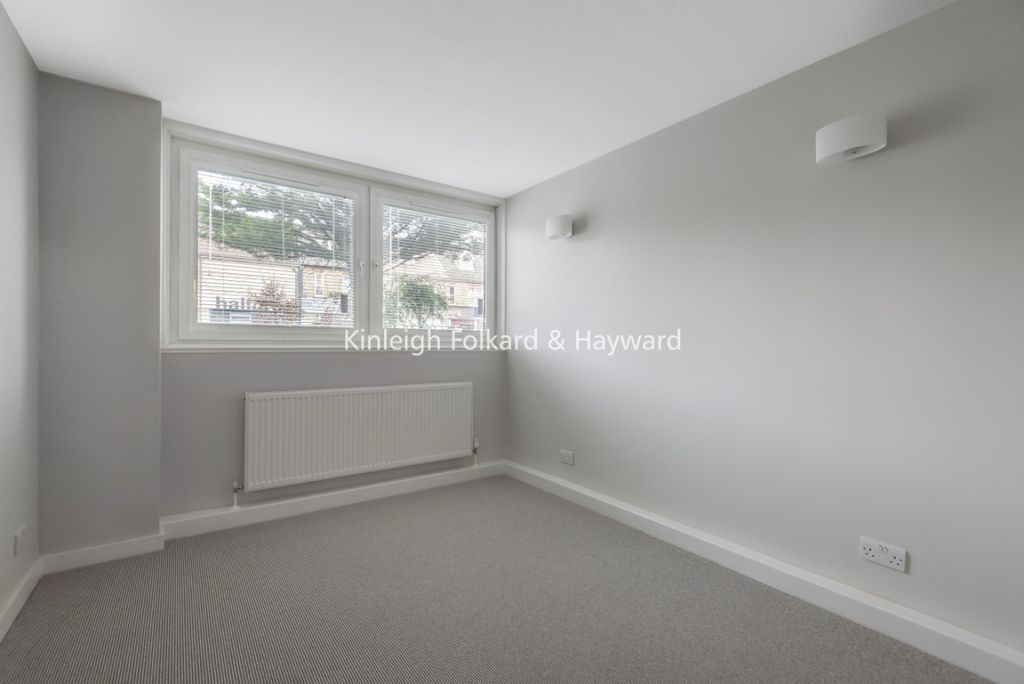 Property photo 3 of 6 72815A91-43Ef-4A04-B