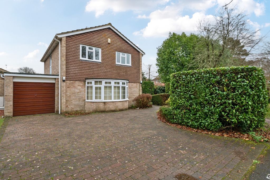 Property photo 1 of 10