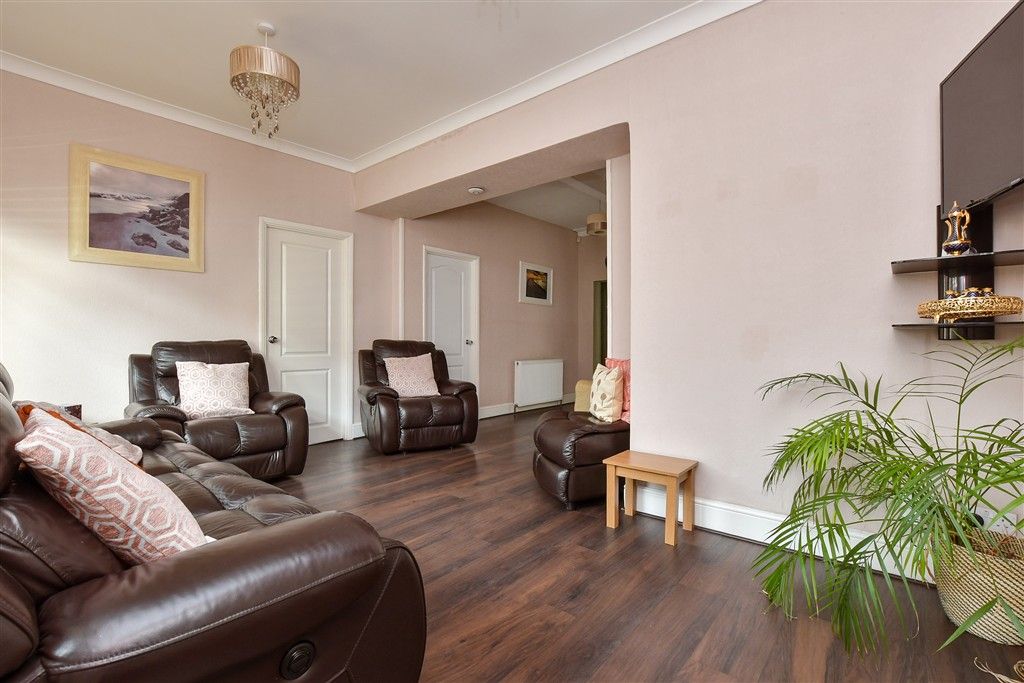 Property photo 1 of 15 Living Room