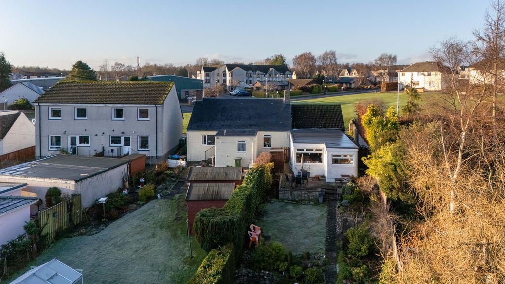 Property photo 1 of 22 Rear Garden