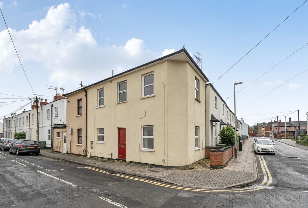 Property photo 1 of 9 1472266-2-6A2000F...