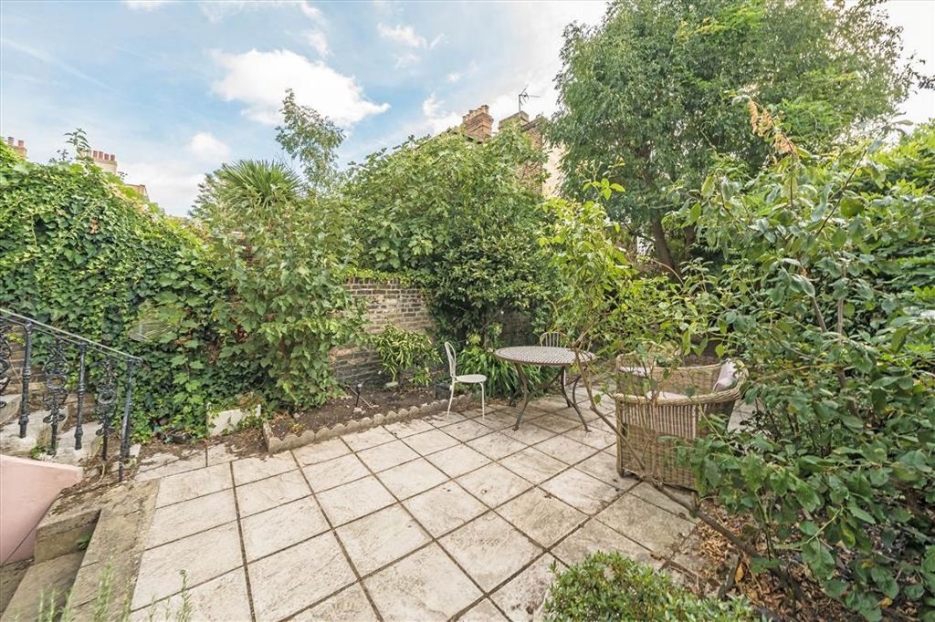 Property photo 3 of 13