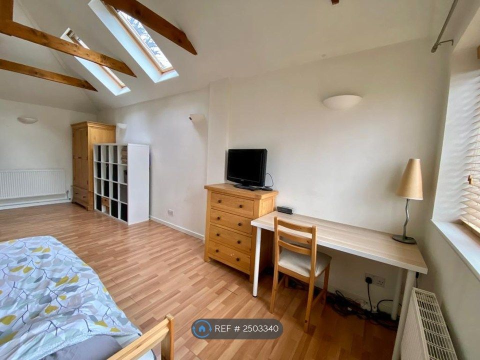 Property photo 2 of 4