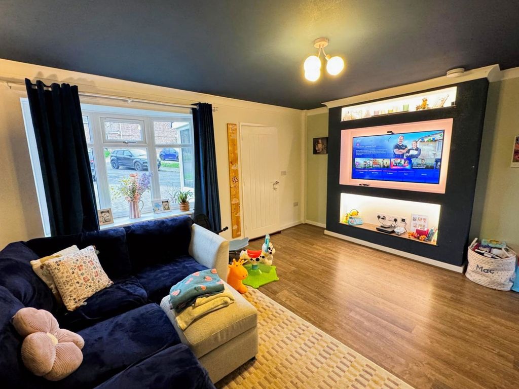 Property photo 2 of 13 Photo 2