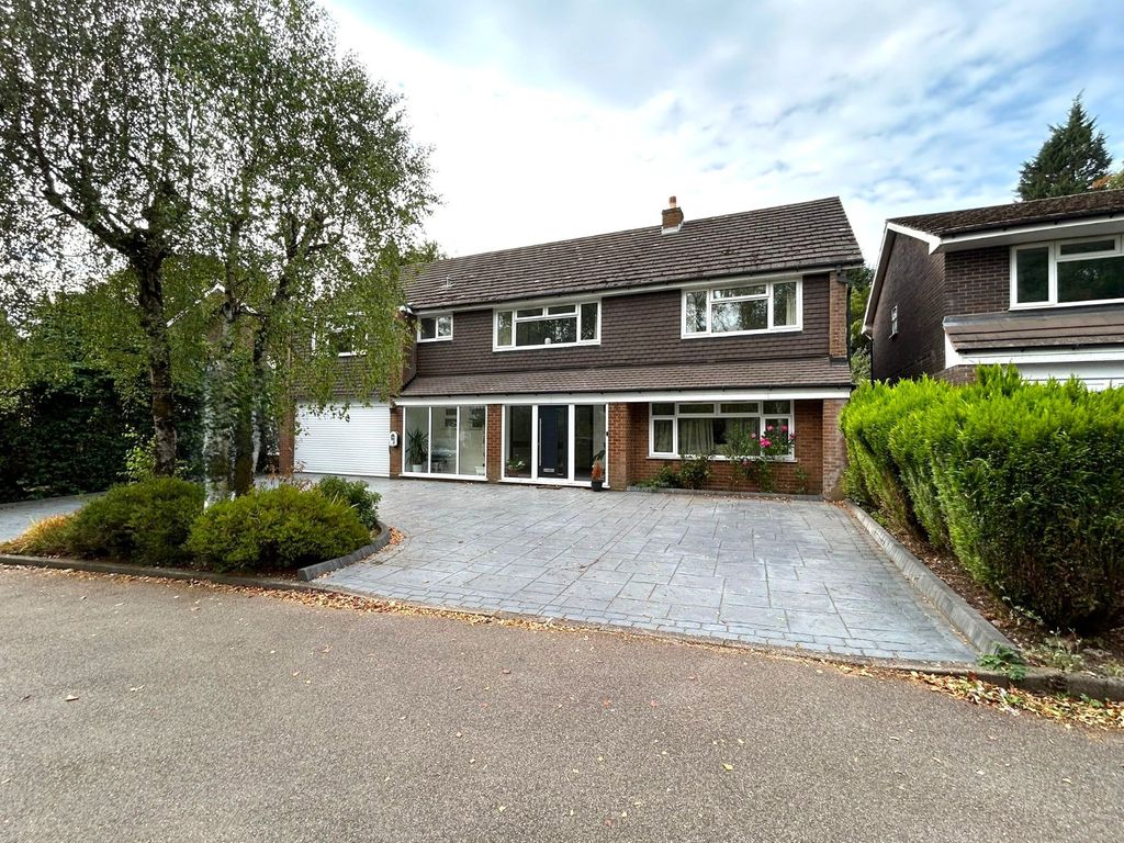Property photo 1 of 32 Picture No. 02