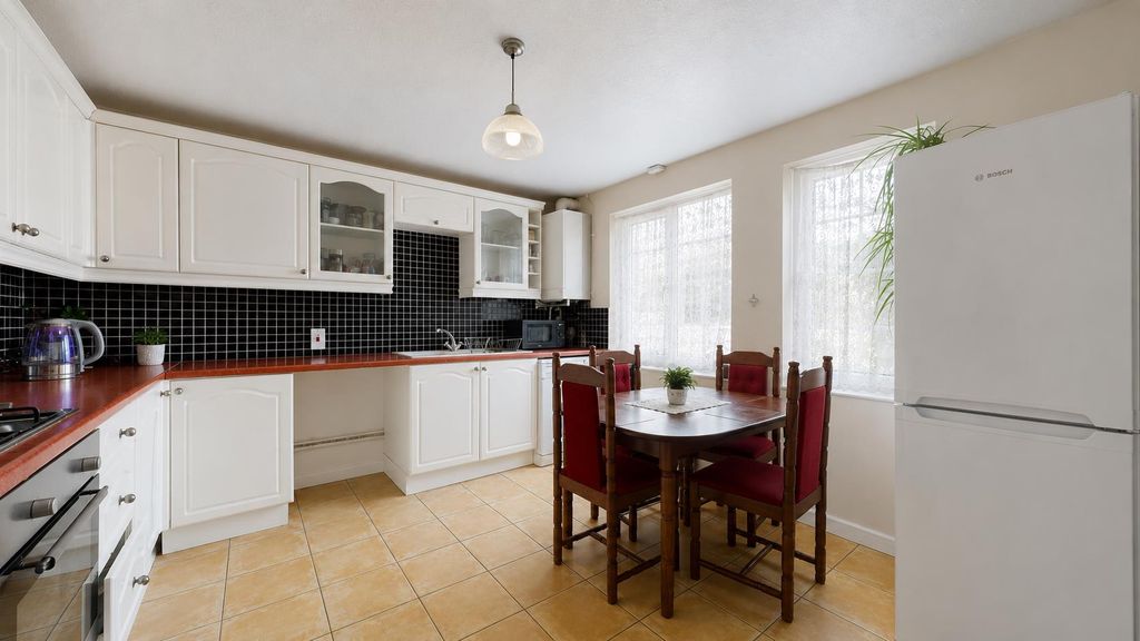 Property photo 2 of 8 1111.Png