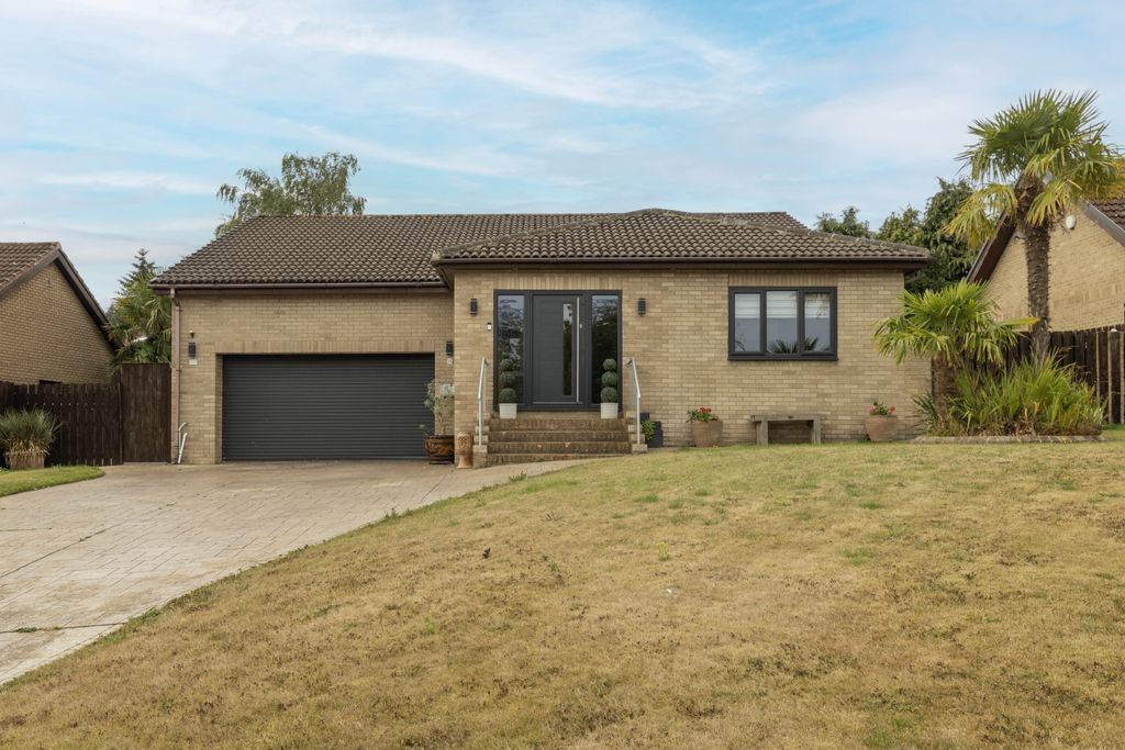 Property photo 2 of 35 1K4A6117