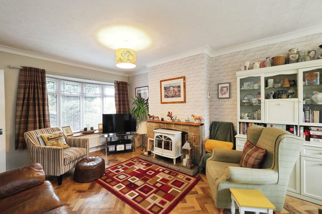 Property photo 2 of 20 Lounge/Diner