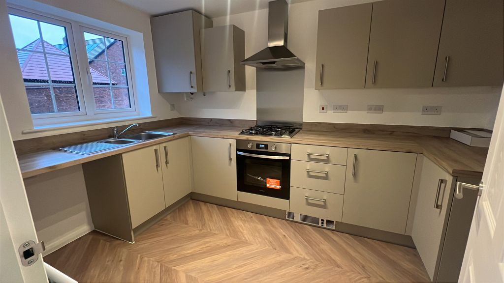 Property photo 3 of 7 The Kitchen