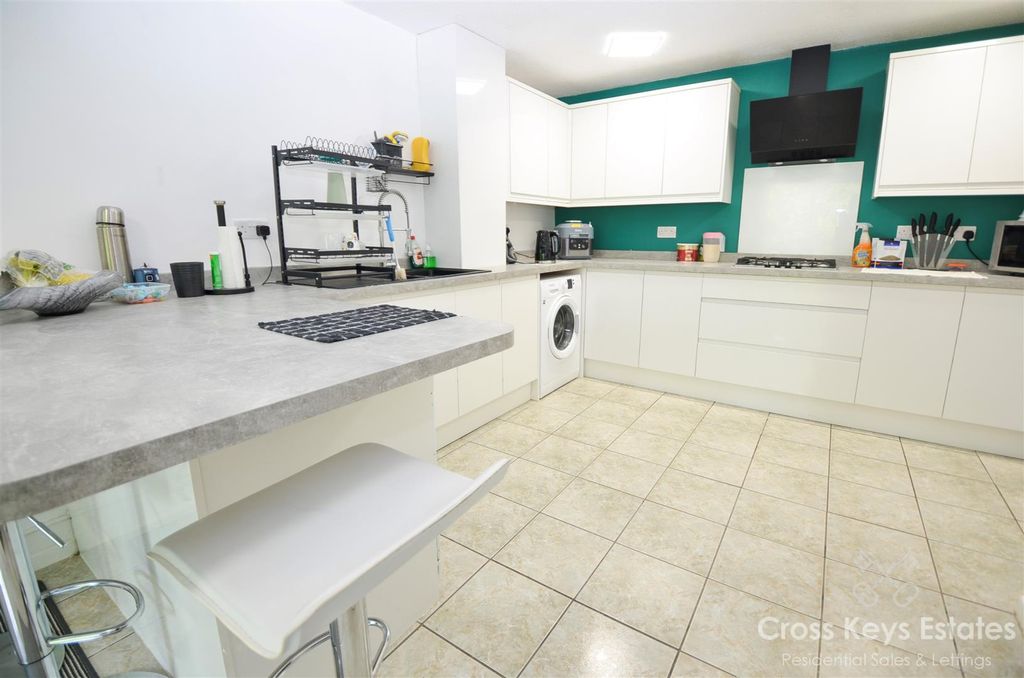 Property photo 2 of 41 Kitchen / Dinner