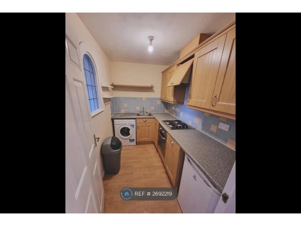 Property photo 2 of 5