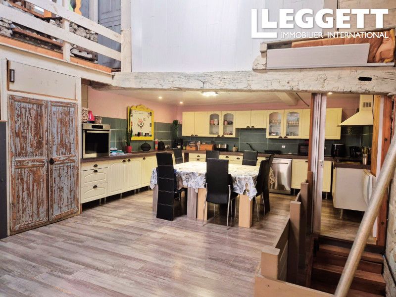 Property photo 3 of 10