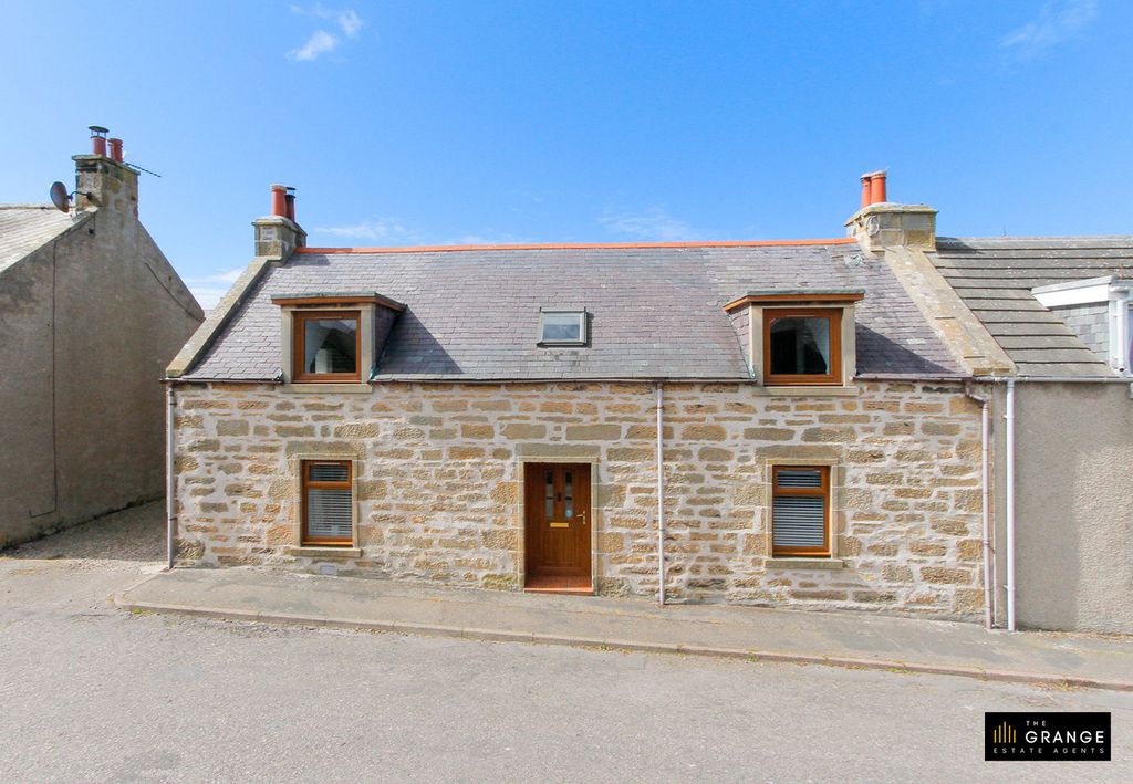 Property photo 2 of 47