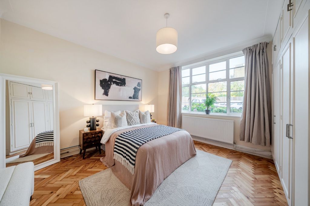 Property photo 2 of 10 Picture No. 35