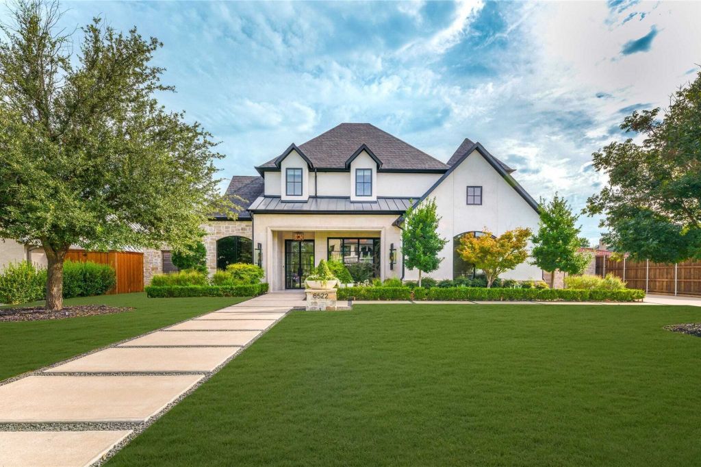 Property photo 1 of 31