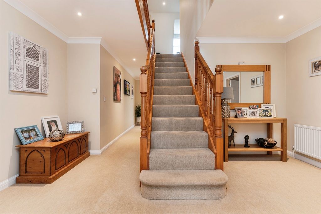 Additional image 6 of 4 bed detached house for saleKingswood Road, March PE15