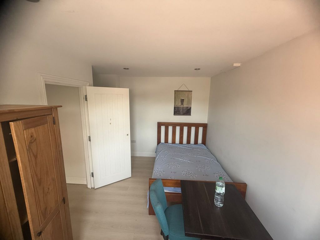 Property photo 2 of 10 Pic 2