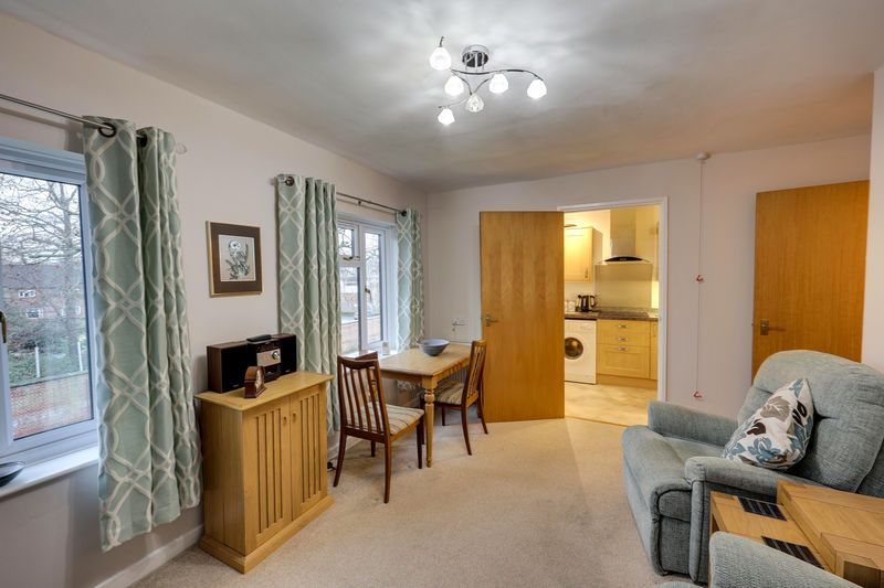 Property photo 3 of 21 Photo 24